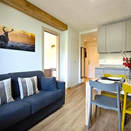Apartamento Hostdomus - Rainbow